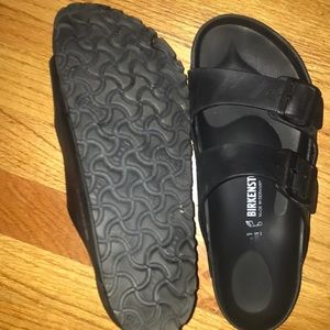 Black Birkenstock’s